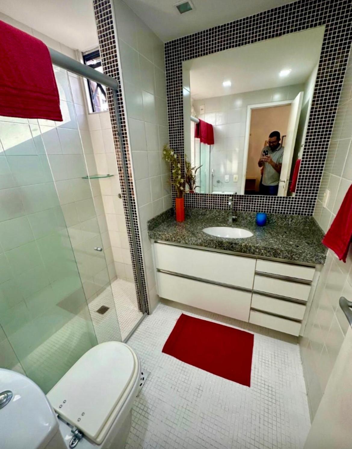A 300m Beira Mar-meireles! Servico Diario E Wi-fi 650mb! Apartamento *